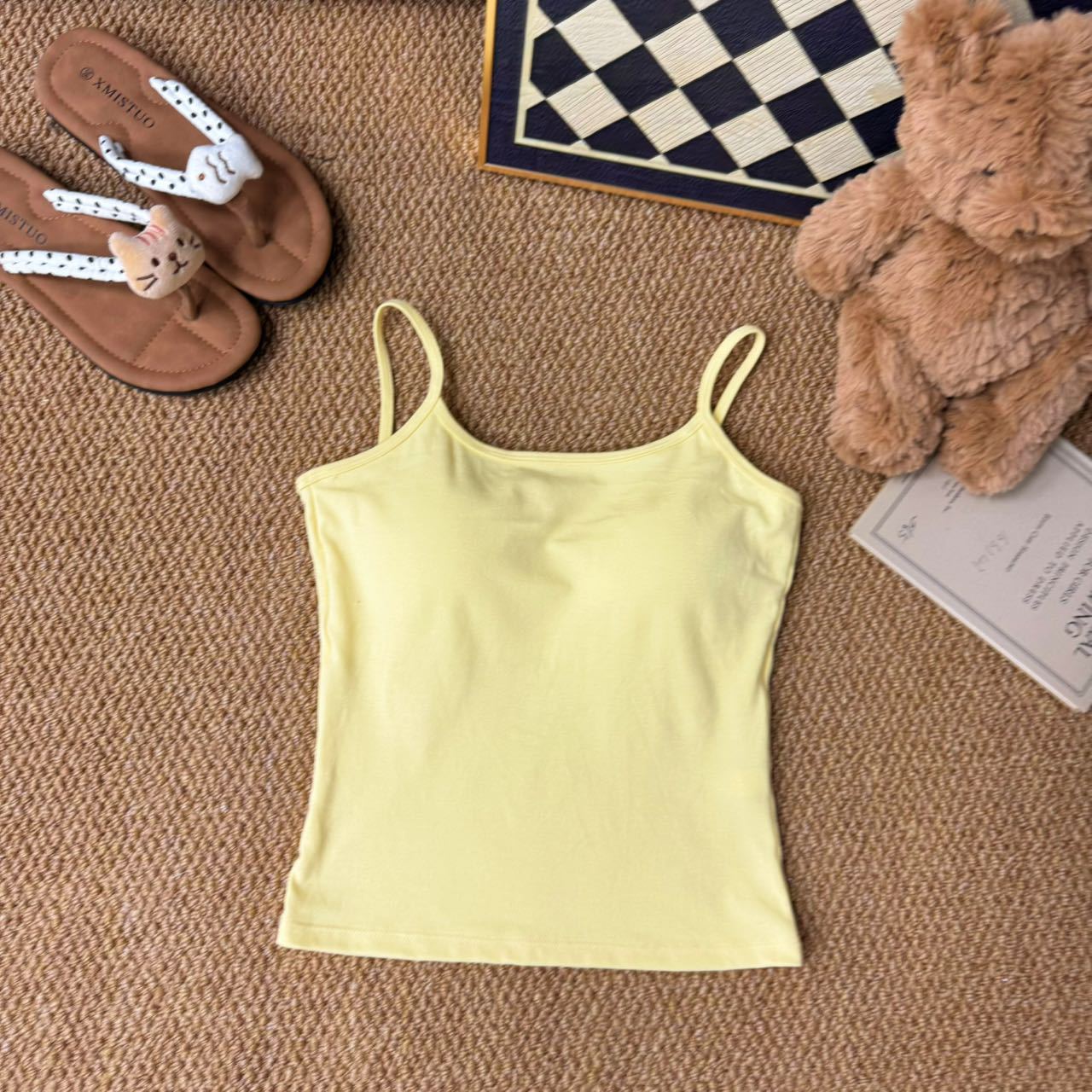 Gwen | Dames Cami Top met Ingebouwde Bh – Slim Fit & Medium Lengte | Comfortabel & Slankmakend
